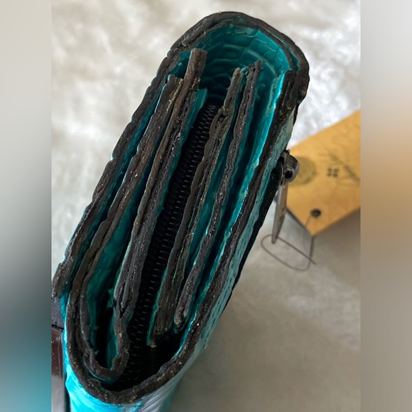 PATRICIA NASH  Cametti Croco Embossed Aqua Wallet - Picture 7 of 13